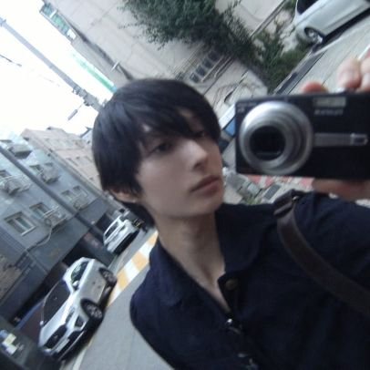 eiloquent's profile picture. 