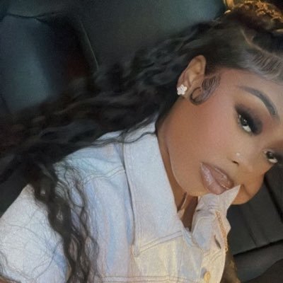 Janekitty_'s profile picture. 