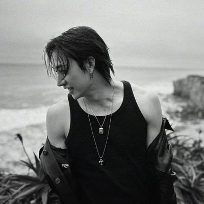 bvngchanz's profile picture. https://t.co/mveOdeh7tC ENJ8Y leader that name as Christopher Bang. @anyujiinz heart dweller. THEBAHNGS