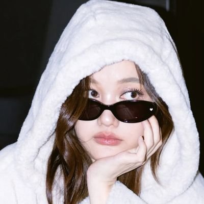 MozumderSh75926's profile picture. 