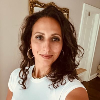 JenniFusaro1's profile picture. Lover of family, travel, food and the ocean ❤️ Speech-Language Pathologist