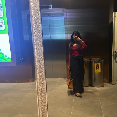 0flameprincess0's profile picture. Serial frolicker by design. Writer by trade. Twts are my own.