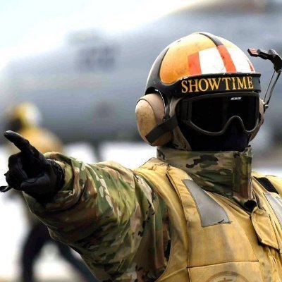 jmolla31's profile picture. Don't try to be perfect, you are not Avril.
 ~Being THIS stupid takes dedication, ok?~
2A | 101% of my tweets are made under the influence of drugs 🦄