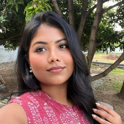 _Kamaleeshwari's profile picture. agathin azhagu mugathil theriyum