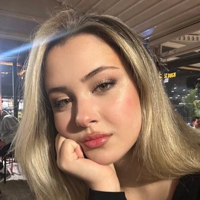 Leo_pm97's profile picture. Life is an art, and I am the creator of this painting