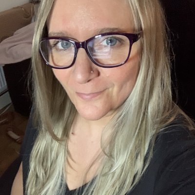 MissChippyUK's profile picture. 