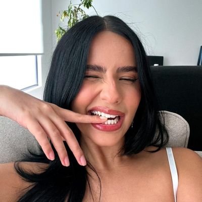 ninja_nest's profile picture. 18 🩰
psych ☆
•steps in balance•