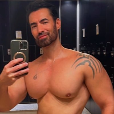 bigchesthot's profile picture. INSTAGRAM EDU_KASTRO1 Explicit content, uncensored, no fuss, no shame, frequent updates, personalized videos come to my platforms.