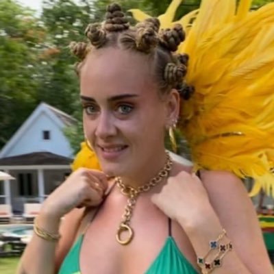 juicy_coochiee's profile picture. parody account: not meant to impersonate. | originally juicy coochie | not serious | nicki x1