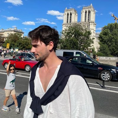 janadweik444587's profile picture. 