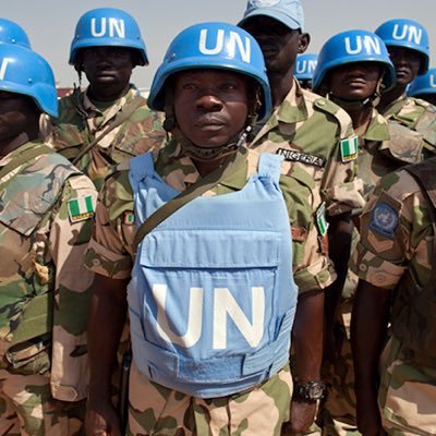 lecombat_'s profile picture. 