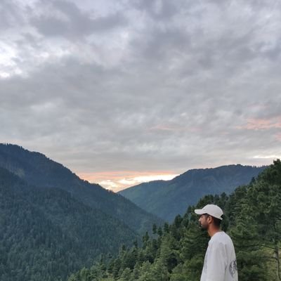 xaaqir97's profile picture. Just Waiting....