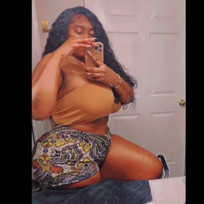 Mahogvny's profile picture. Originally from Louisiana 🇯🇲🇭🇹🇹🇹🇪🇹 | ♍️ | Gamer, Foodie, Anime | IG: Mahogvnyy | Future Twitch Streamer. #Lakers #Saints | RIP DGM 💚🕊️
