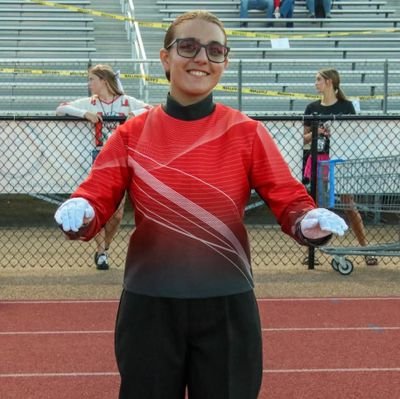 Wx_RedBeans's profile picture. Taken/Trombonist/baritonist/drum major/marching band nerd/artist/Weather & tornado nerd