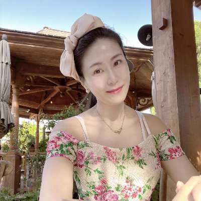 ElizabethLi_'s profile picture. Standing for freedom, democracy, and human rights  a voice for justice in a world of darkness. NO PORN !!WILL BLOCK !!