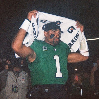 maybeviral's profile picture. 