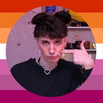 ClRCUSBELLE's profile picture. 19 • clown of indeterminate gender 🎠🌈🫧 ii 04.05.18 ❤️ tit 26.01.25 💙 mcr london n2 🖤 @_lilig0r3_’s femme !! 🧡🤍🩷 priv @macabremorg 𐙚₊˚ ⸝⸝