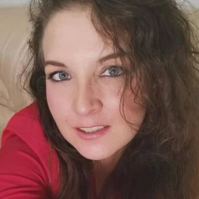 Ritapowell32's profile picture. lover of animals 🐕❤️