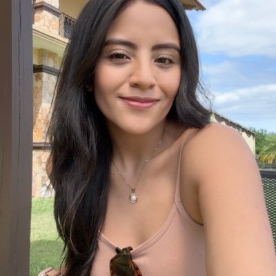 andreeamiranda's profile picture. 