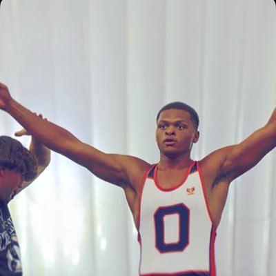 chris_paige6's profile picture. 175|6’2| Aurora IL | DL| 2x SPC conference champs|IWCOA State Qualifier(331-643-8527)| christianplovep@gmail.com|3A/8A Oswego Hs ‘27 |