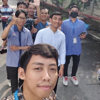 AkuDAVV's profile picture. Tetap Berusaha & Berdoa
Yakin bisa untuk menjalani ini semua
