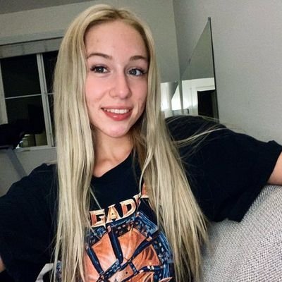 KimberlyA81327's profile picture. FUN! FUN 😊
LET'S HAVE FUN 😊