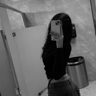 matxaurn's profile picture. 777.🩶