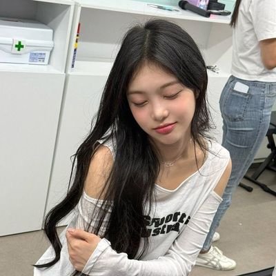 heartzlixiee's profile picture. ⭒🐰🐣🥟˖ 𖹭.ᐟ⋆ || in a room full of art i still stare at you! 🏹