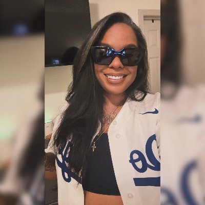 gypsymuvaa's profile picture. • Afro-Latina 🇨🇴 • Avid traveler • Techie • Food connoisseur • Bibliophile • Sad Girl # 2 • #freepalestine #freesudan #freecongo •