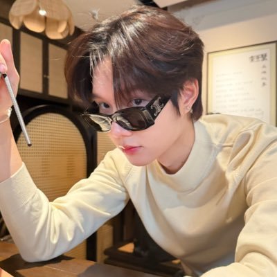 lasorree's profile picture. นี่แหละ คนที่เราพูดมากแล้วเค้าจะฟังเรา @nampingnapat to @harit_keng