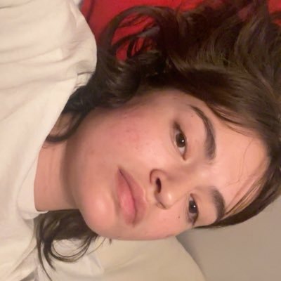 mashamamontov's profile picture. הבחורה עם הפוני