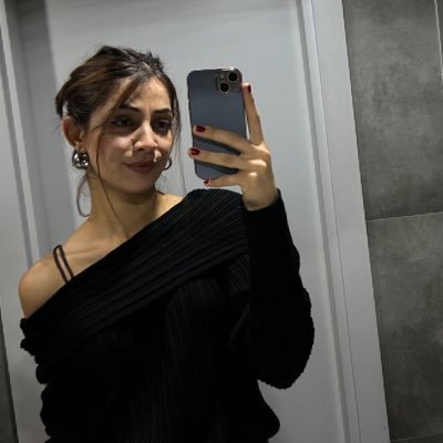 EcerNergis39036's profile picture. 