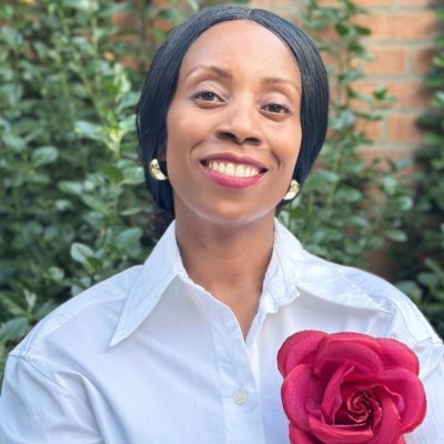 Lilianacastmo's profile picture. ✍️🧠Escritora & psicóloga-Colombiana en EE.UU, sé que nos une lo que somos.🤝 El cambio empieza en creer que sí se puede💪