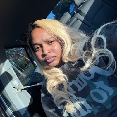 youlovelindsxy's profile picture. LU ALUMNA