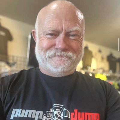 Emmanuela3b's profile picture. 