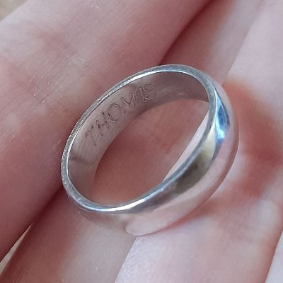 tidalblossom's profile picture. 🌷 Carolina Luz
💻 Software Engineer in Test
❤️‍🩹 PTSD diagnosed
🌎 English/Español