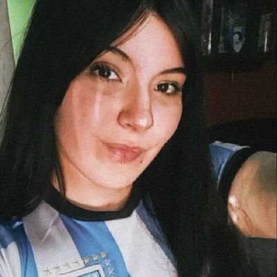 terrcaytorpe's profile picture. solita, hermosa y distante.