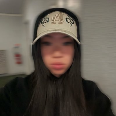 Victoriakhmer's profile picture. paris