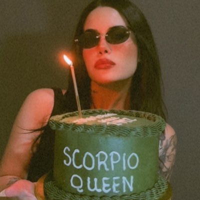 valeriasoqui's profile picture. 