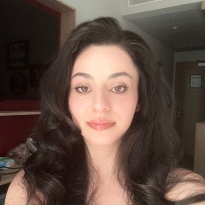 eeliiiiiiiiiiif's profile picture. 