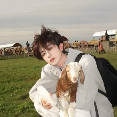 fenglincanyi4's profile picture. 贵港一月一w找个固