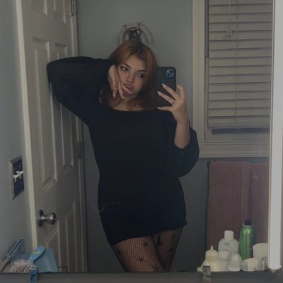 addictwithameg's profile picture. intentions are everything | she/they | 21 ψ