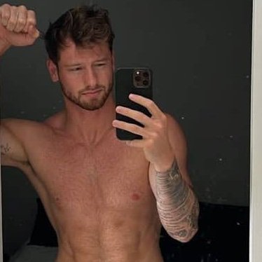 StephenEmmljby's profile picture. 