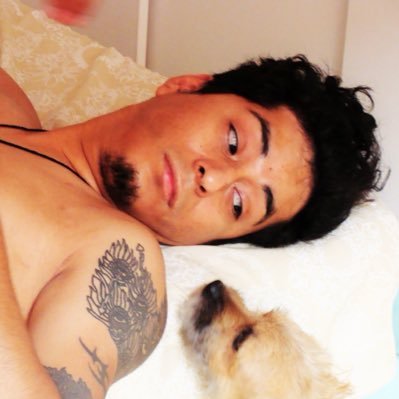 davis_001's profile picture. Psychology major, music lover, tech enthusiast.