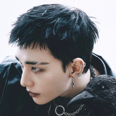 artsyhyunjinv's profile picture. 🪸 Lips of Ashes • She’s Back • Do You Come Home With Me • Sweeten This • My Candy Valentine • Slippin’ Slopes • A Storm of Crows