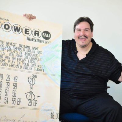 DonaldL4933's profile picture. $337 Million Powerball Jackpot Winner,This Is So Much A Blessing To Me And My Family,Giving Out $ $ To My Fellow Americans 🇺🇸🇺🇸