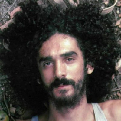 BruxoDoSert4o's profile picture. já toquei em ônibus hj toco o seu coração