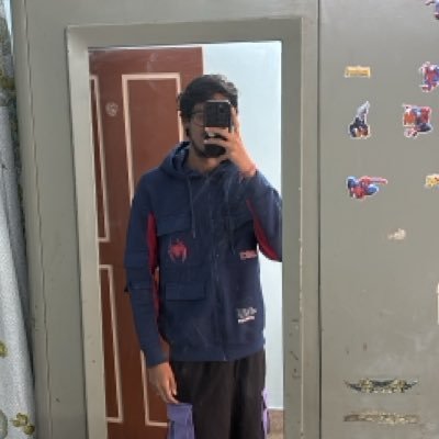 xxpvssyslayerx's profile picture. thriving master’s student (I had one good exam)