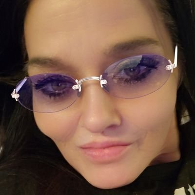 tye10037's profile picture. I'm 53, 5ft Nothing, 110lbs piercing green eyes and long black hair. 
Paypal @becca72sue  plz send 😊 ty just want someone to look after me for a change!