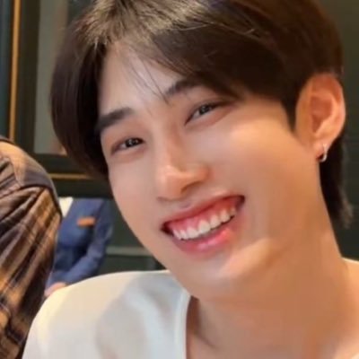 luvsjuju_'s profile picture. in this life, we will finish the story we once began - charn